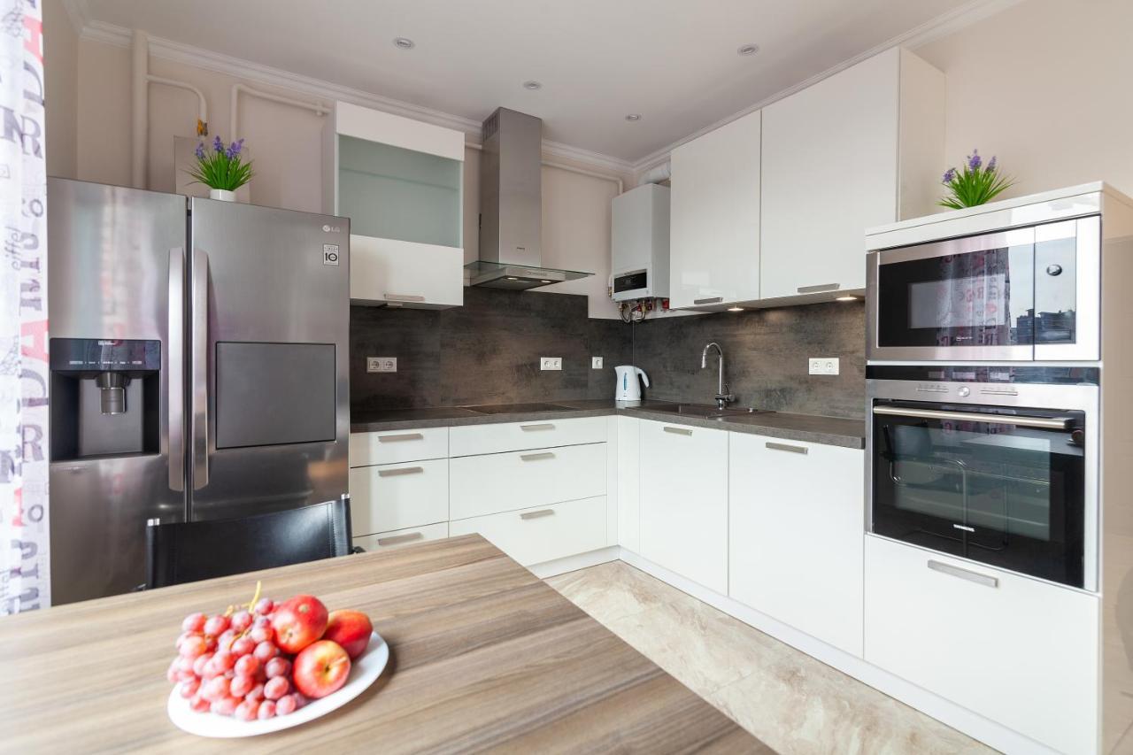 Regrand Apartment On Kulisha 47A Lviv Dış mekan fotoğraf