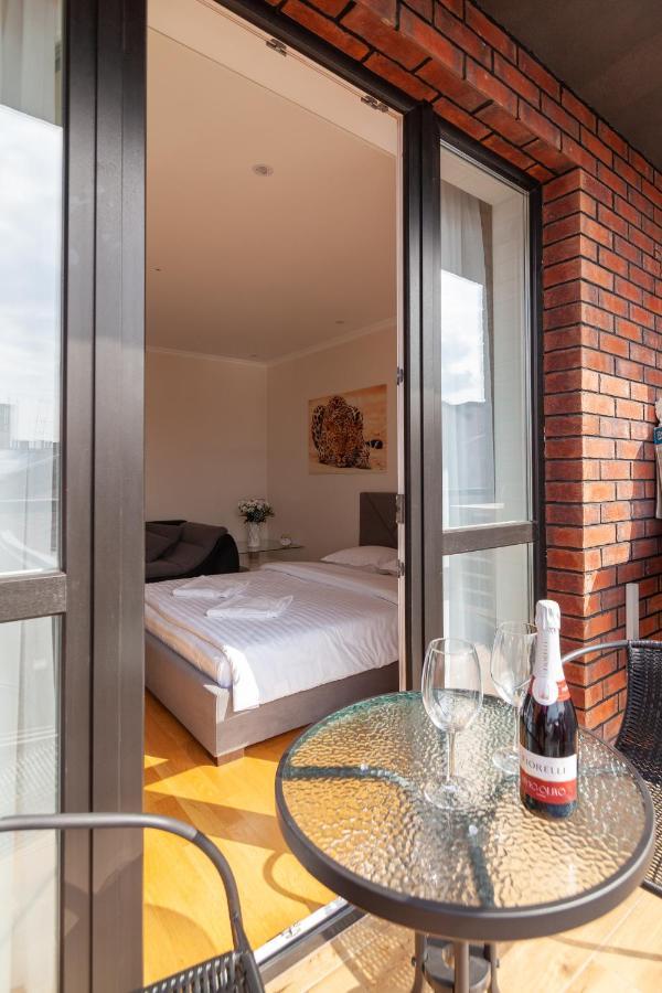 Regrand Apartment On Kulisha 47A Lviv Dış mekan fotoğraf