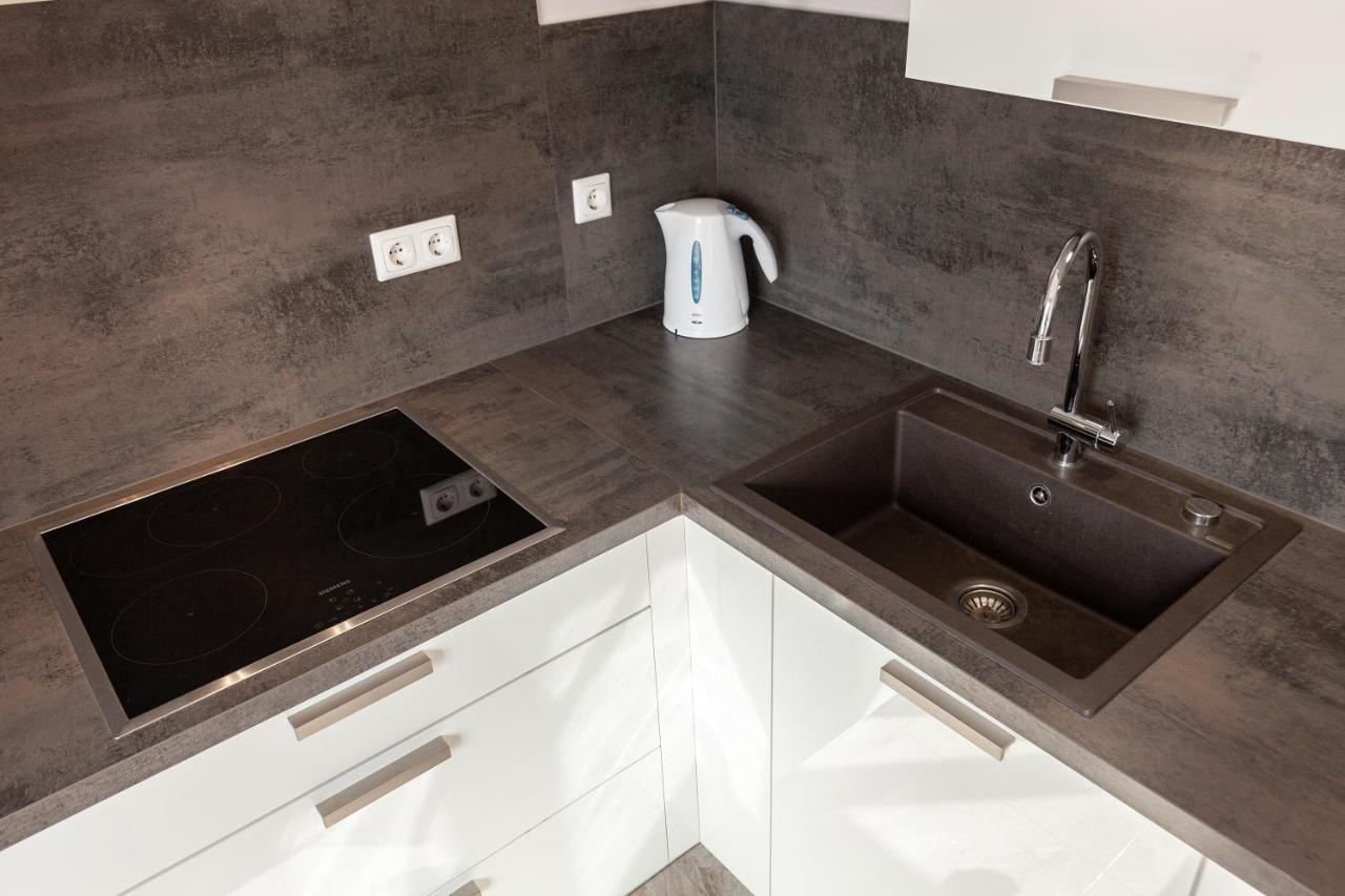 Regrand Apartment On Kulisha 47A Lviv Dış mekan fotoğraf