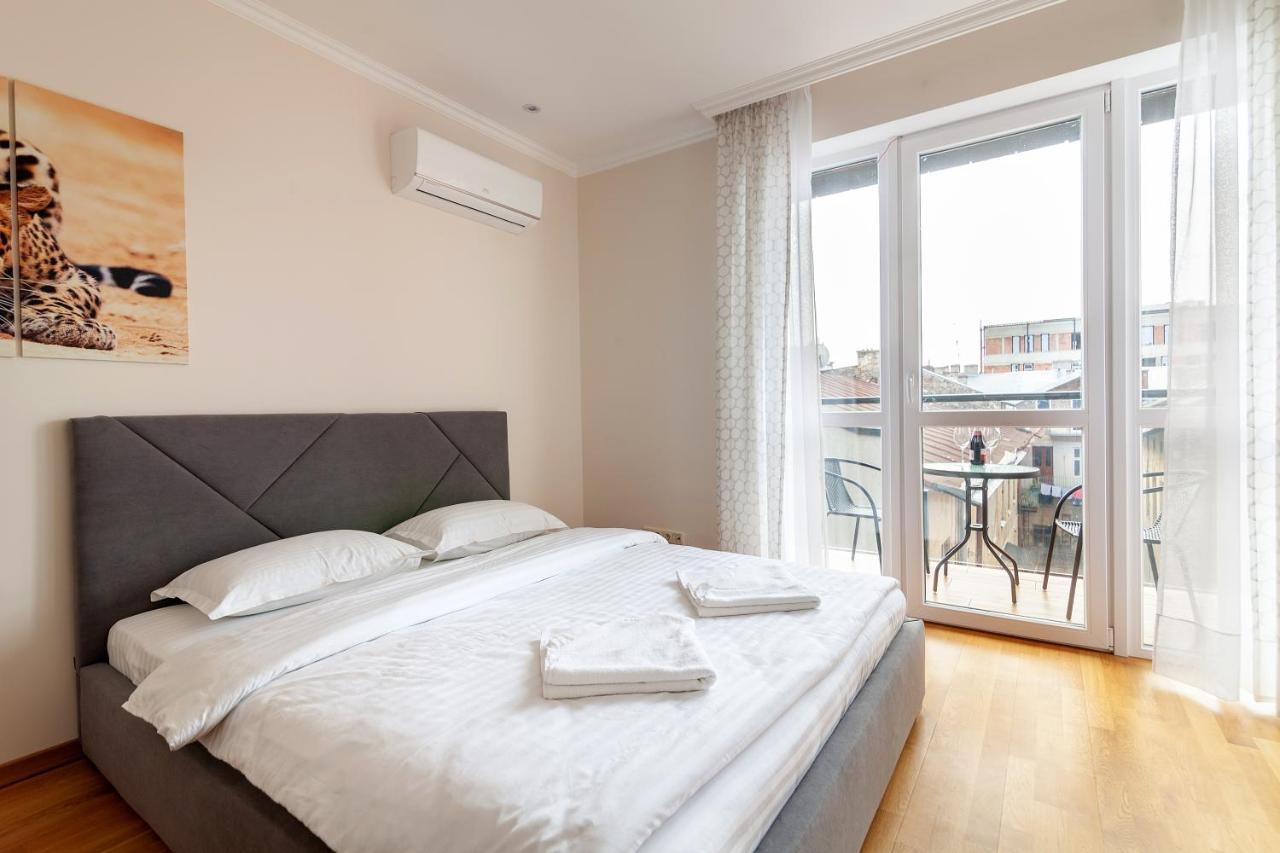 Regrand Apartment On Kulisha 47A Lviv Dış mekan fotoğraf